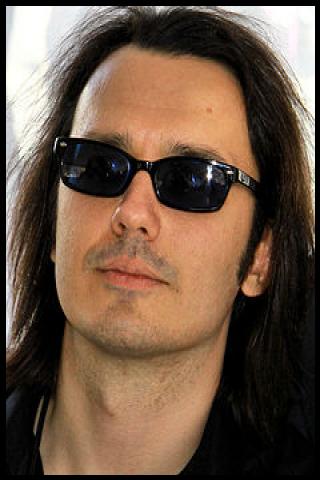 Famous People with surname Echols