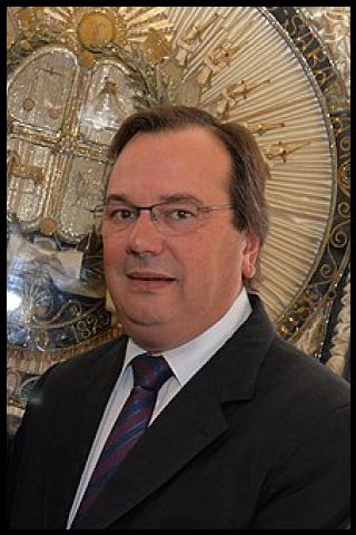 Famous People with surname Falero