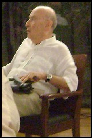 Famous People with surname Fausto