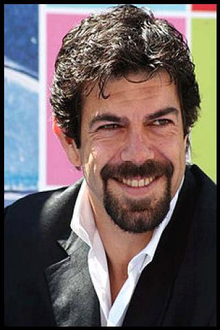 Famous People with surname Favino