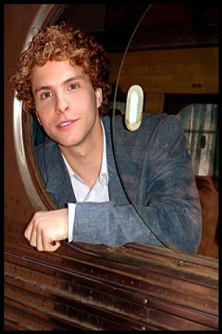 Famous People with surname Fragoso