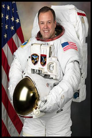 Famous People with surname Garan