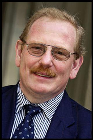 Famous People with surname Genzel