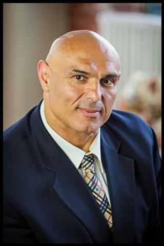 Famous People with surname Ghaffari