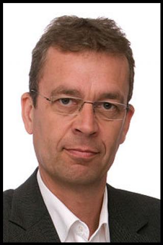 Famous People with surname Gira