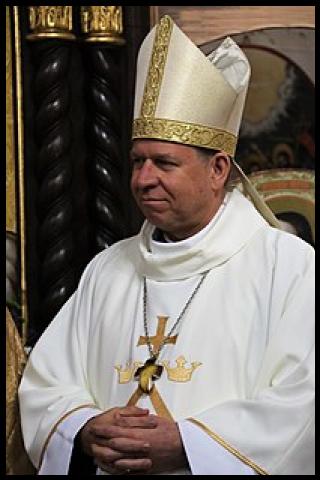 Famous People with surname Gru&scaron;as