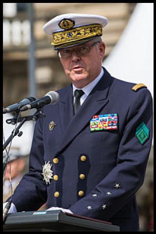 Famous People with surname Guillaud