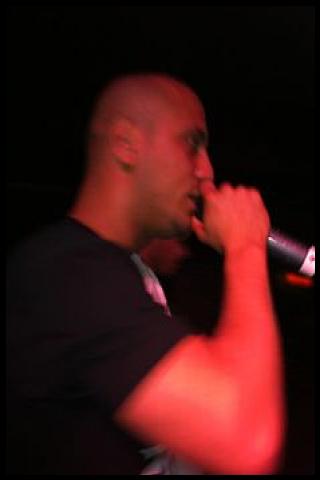 Famous People with surname Gun