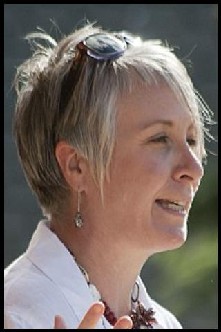 Famous People with surname Hajdu