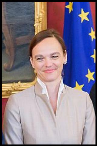 Famous People with surname Hammerschmid