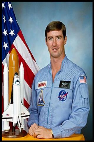 Famous People with surname Henricks