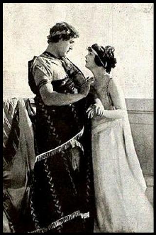 Famous People with surname Heyes