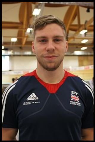 Famous People with surname Hindes