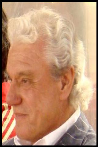 Famous People with surname Hollmann