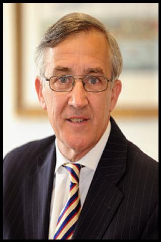 Famous People with surname Howarth