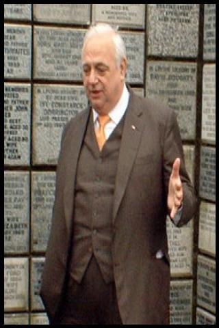 Famous People with surname Hudd