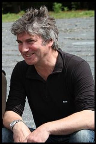 Famous People with surname Hughes-games