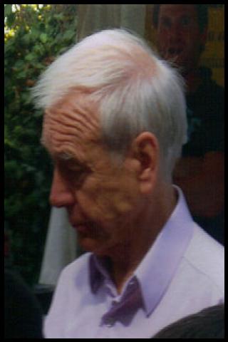 Famous People with surname Humphrys