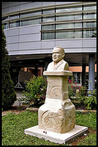 Famous People with surname Hyppolite