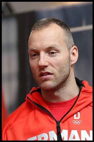 Famous People with surname Ihle