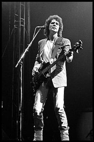 Famous People with surname Illsley