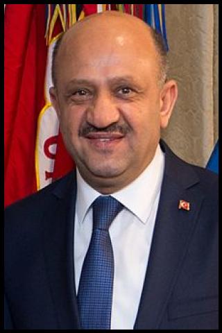 Famous People with surname Işık