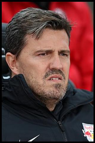 Famous People with surname Junyent