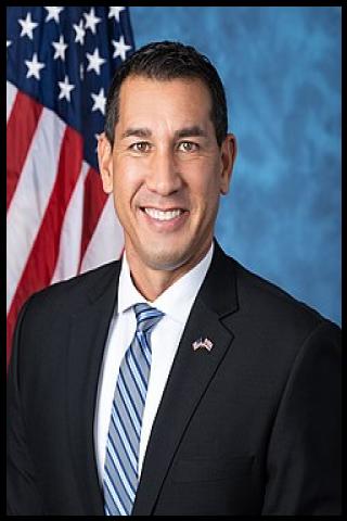 Famous People with surname Kahele