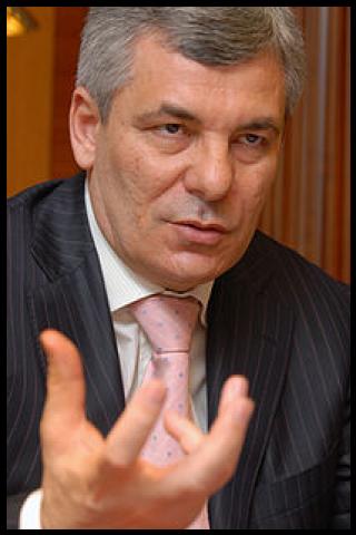 Famous People with surname Kanokov