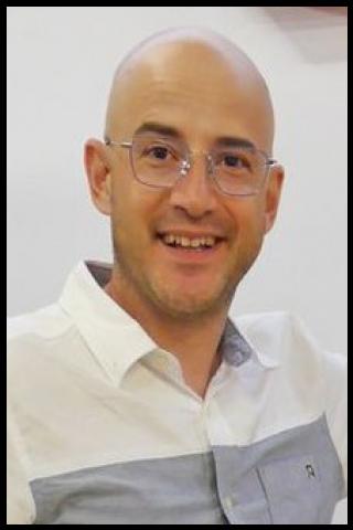 Famous People with surname Karlova