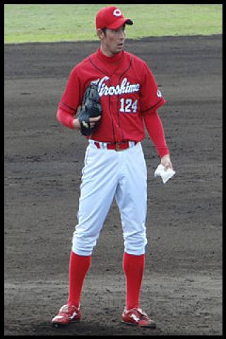 Famous People with surname Kawauchi