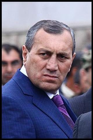 Famous People with surname Khachatryan