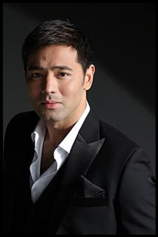 Famous People with surname Kho