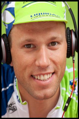 Famous People with surname Koreň