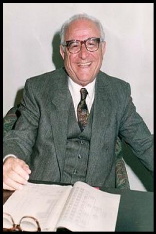 Famous People with surname Kurdaş