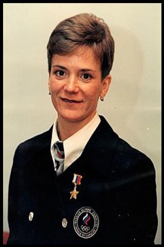 Famous People with surname Lazutina