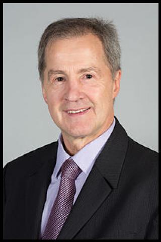 Famous People with surname Leinen