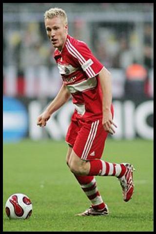 Famous People with surname Lell