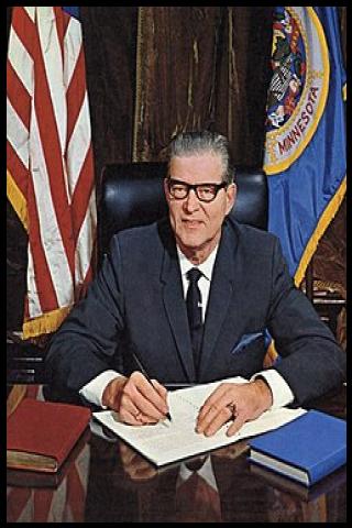 Famous People with surname Levander