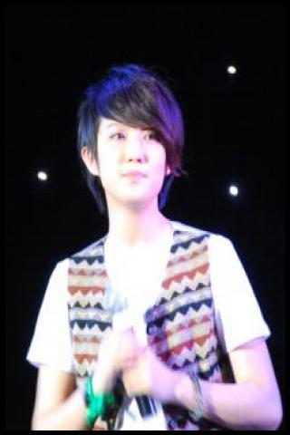 Famous People with surname Liyang