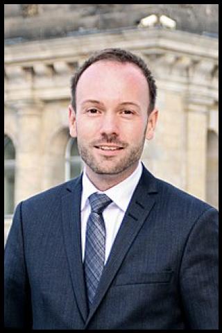 Famous People with surname Lobel