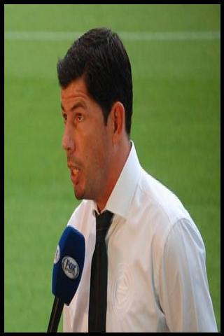 Famous People with surname Looi