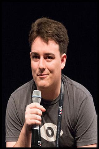 Famous People with surname Luckey