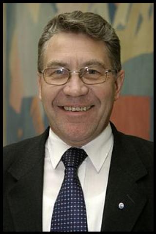 Famous People with surname Ludvigsen