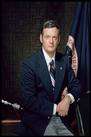 Famous People with surname Lunney