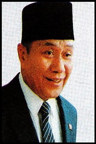 Famous People with surname Machmud