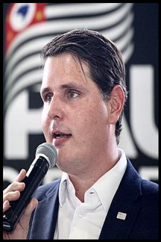 Famous People with surname Macris