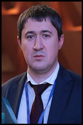 Famous People with surname Makhonin