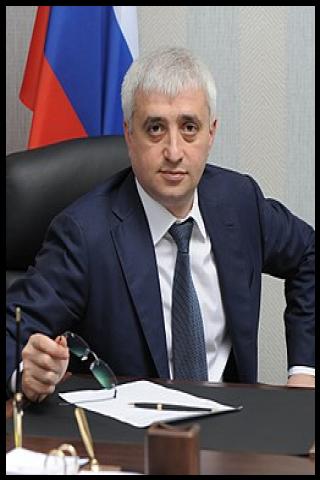 Famous People with surname Makiev