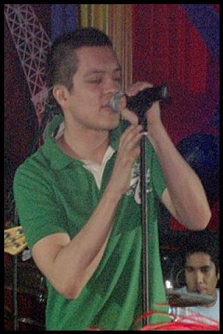 Famous People with surname Ma&ntilde;alac